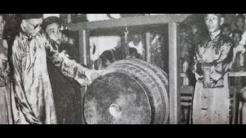 Lễ cúng tổ nghề sân khấu của nghệ sĩ Việt