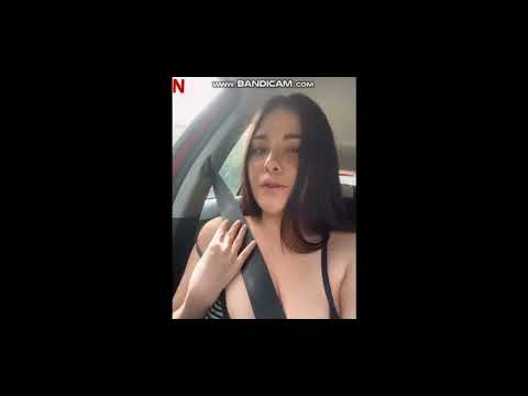 ASMR wan touch her boobs