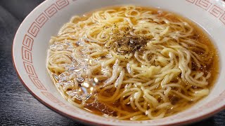 ラーメン（焼きそば麺のラーメン）｜料理研究家リュウジのバズレシピさんのレシピ書き起こし