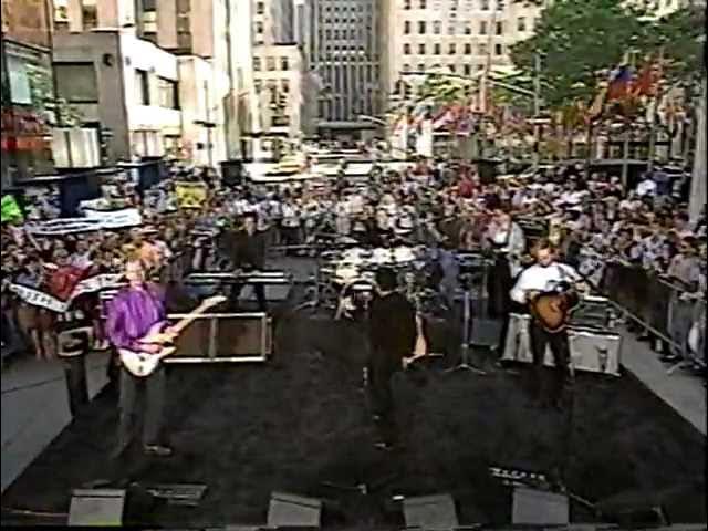 PETER BECKETT-Little River Band "Cool Change" 1997 (Today Show NYC)