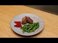 Recette agneau confit aux haricots verts et poivrons del piquillo 