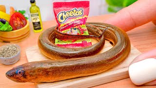 Miniature 🐍 Eel Fishing From PVC and Cooking Delicious Eel Flamin' Hot Cheetos Fried in Mini Kitchen