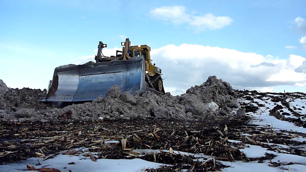 Where Did the D10 Go? Caterpillar D10N Extreme Slot Dozing YouTube