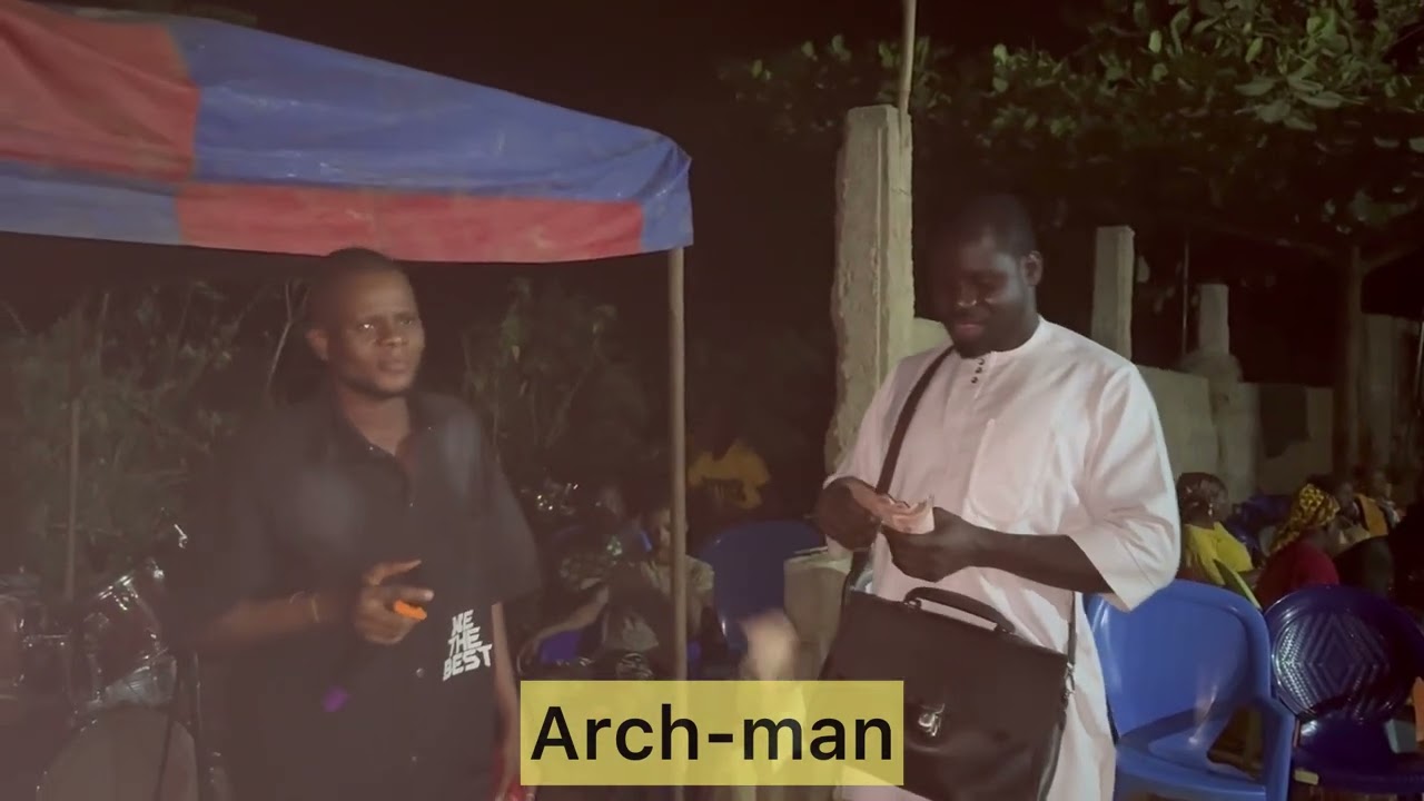 2 Bernard Sunday live stage at Nnata Nwunye oil minister #bernardsundaylivestage #archman #anam