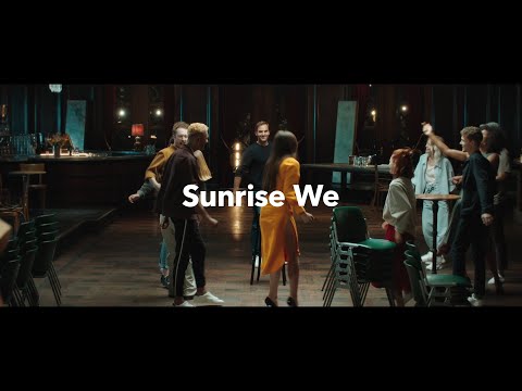 Sunrise We – Roger Federer singt Beatles Song «With a little help from my friends»