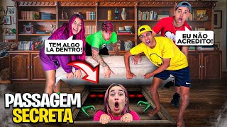 Thumbnail for ENCONTRAMOS UM PORÃO SECRETO NA MANSÃO *Passagem secreta