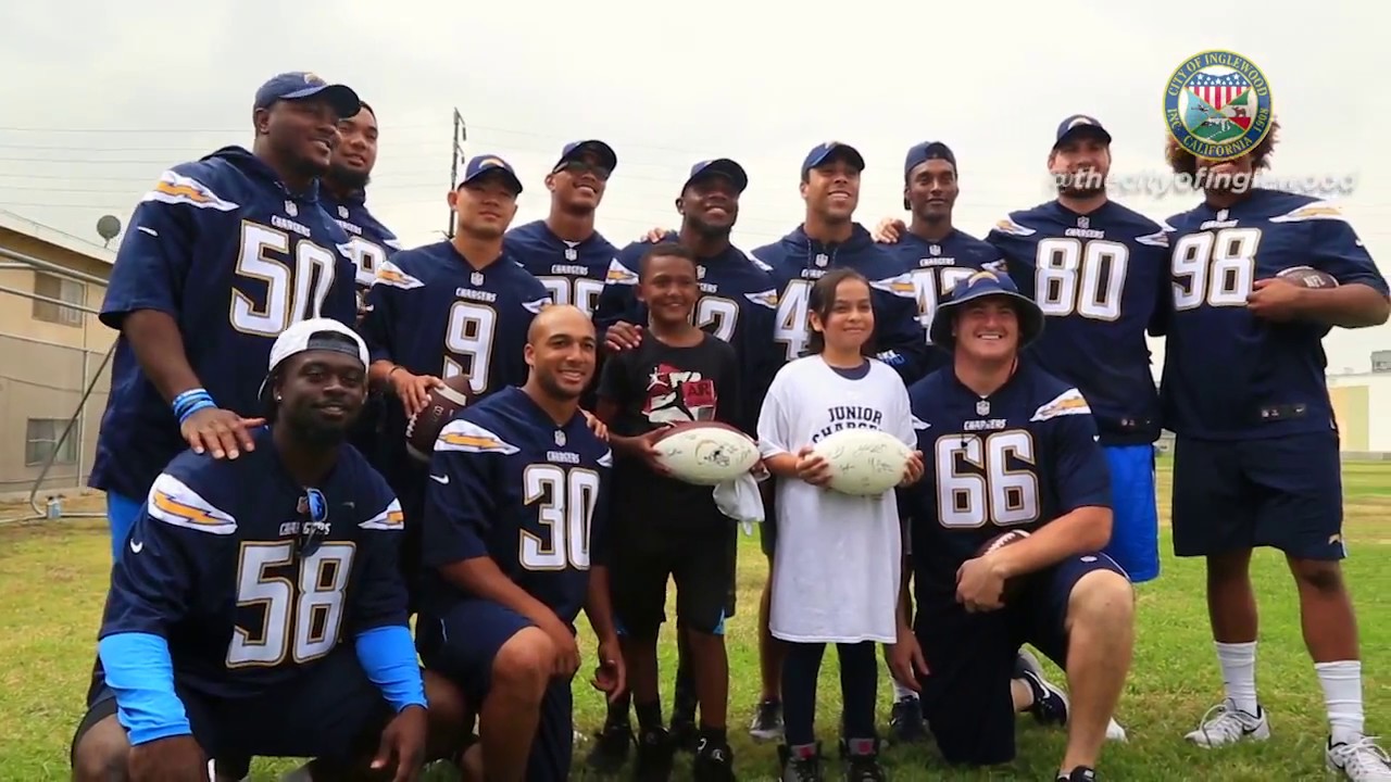 Chargers Surprise Inglewood Football Players With New Jerseys