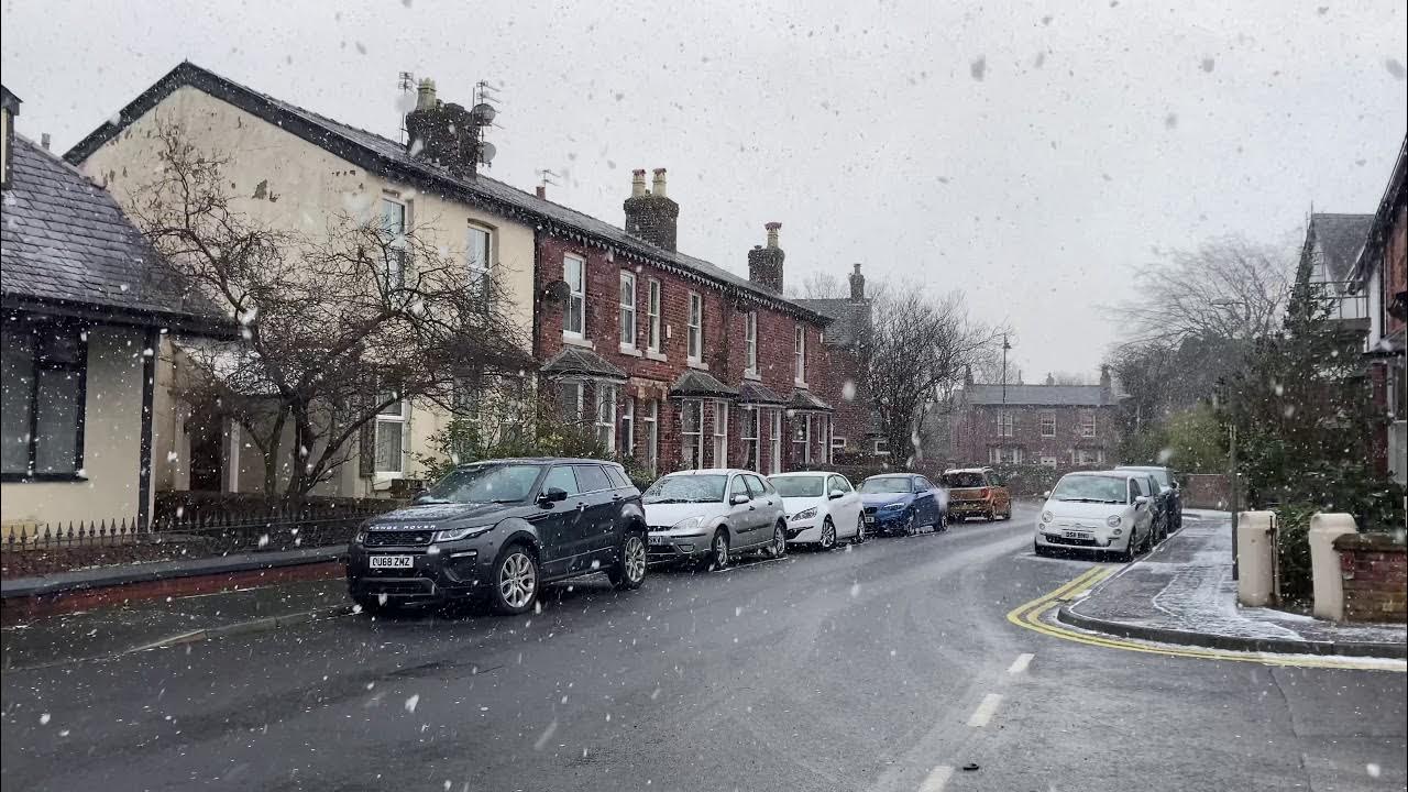 Snow In PoultonLeFylde Derby Road (05/02/20) YouTube