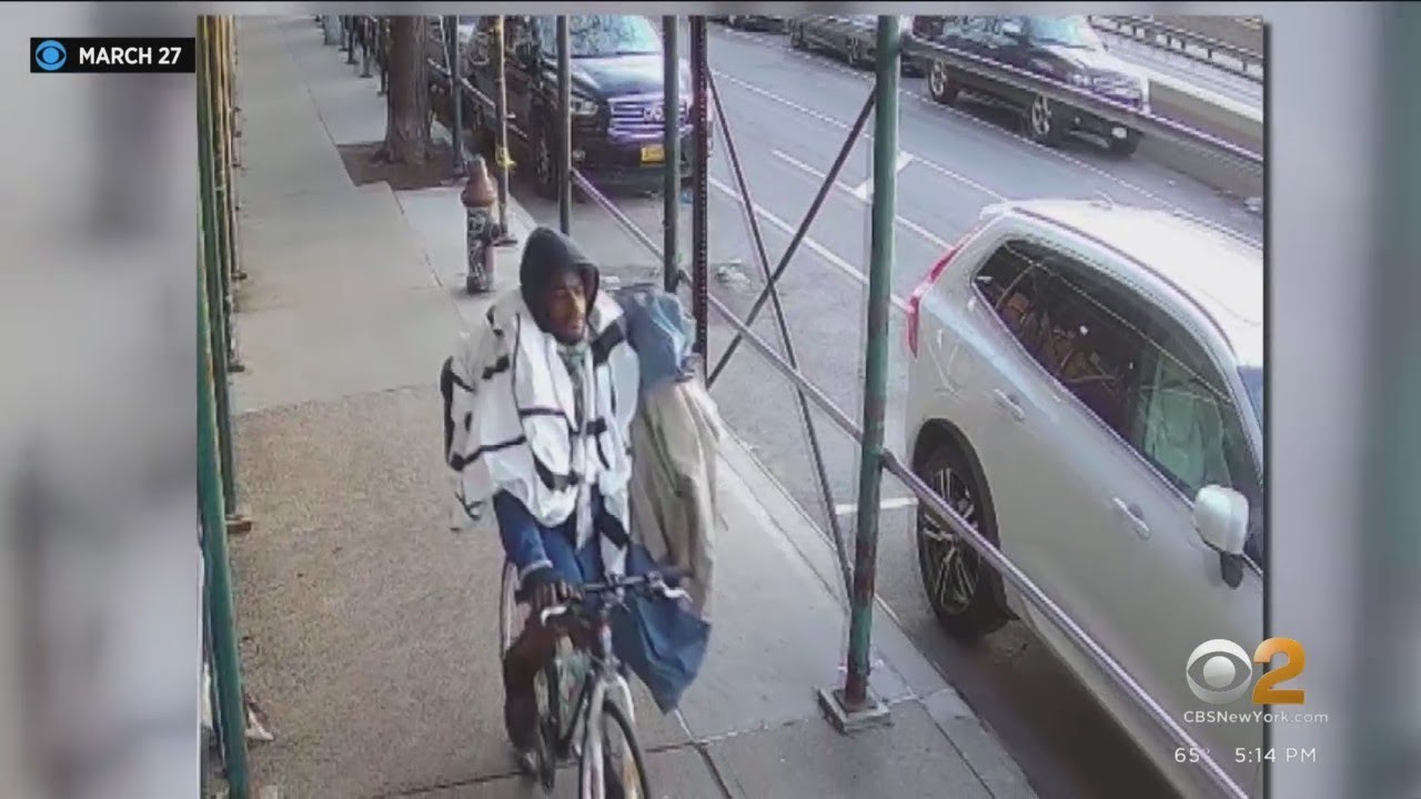 Man on bike accused of attacking women in Manhattan - YouTube