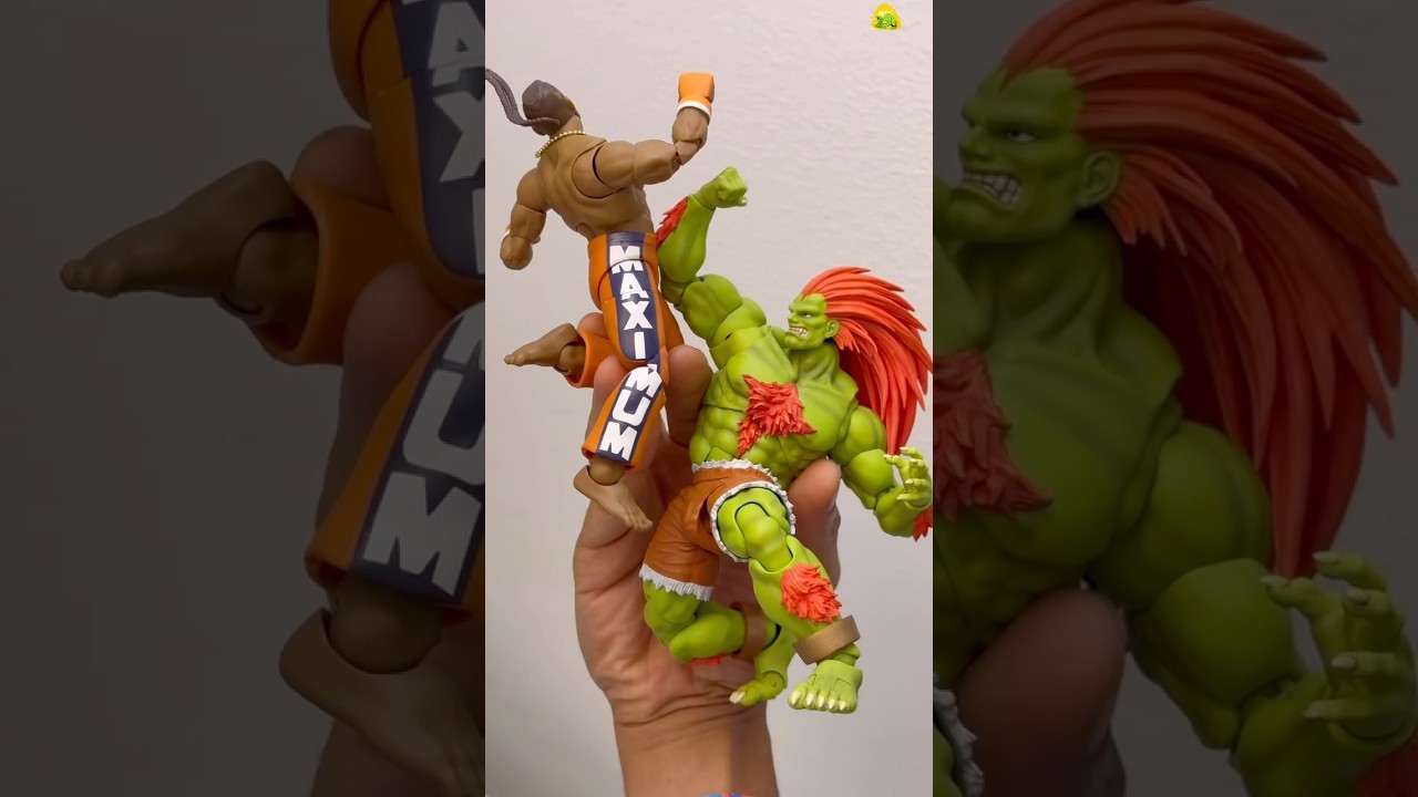 Posing the new Storm Collectibles Street Fighter 2 Blanka! 