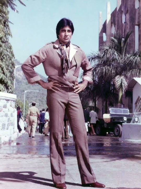 Zindagi_to_bewafa_hai//Mukaddar ka Sikandar #bollywood #ytshorts #oldisgold #ishqbollywood