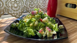 This salad is a real vitamin bomb!! Use broccoli and cucumber