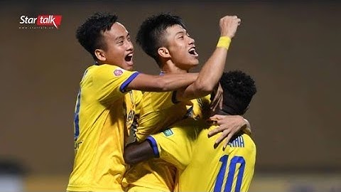 Phan Văn Đức kiến tạo giúp SLNA mở tỉ số trước Hà Nội