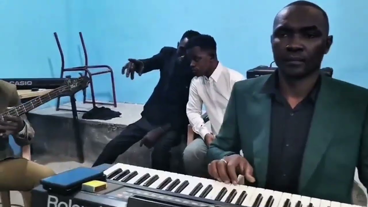 Toirab de Youssouf Ibouroi & Kamaria Inoussa, Salimani Hambou. #toirab #comores #diasporacomores.