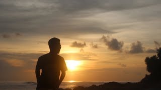 Download lagu Matahari Terbenam Panas Menyehatkan Matahari Terbenam Panas Menyehatkan