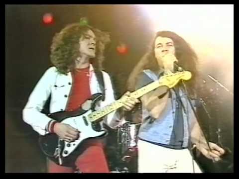 Gillan - Bite The Bullet (Live)