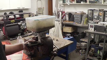 Miracle Cleaning Solution Removes Oil, Rust and Grease in 30 minutes