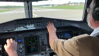 ATR72-600 cockpit take off