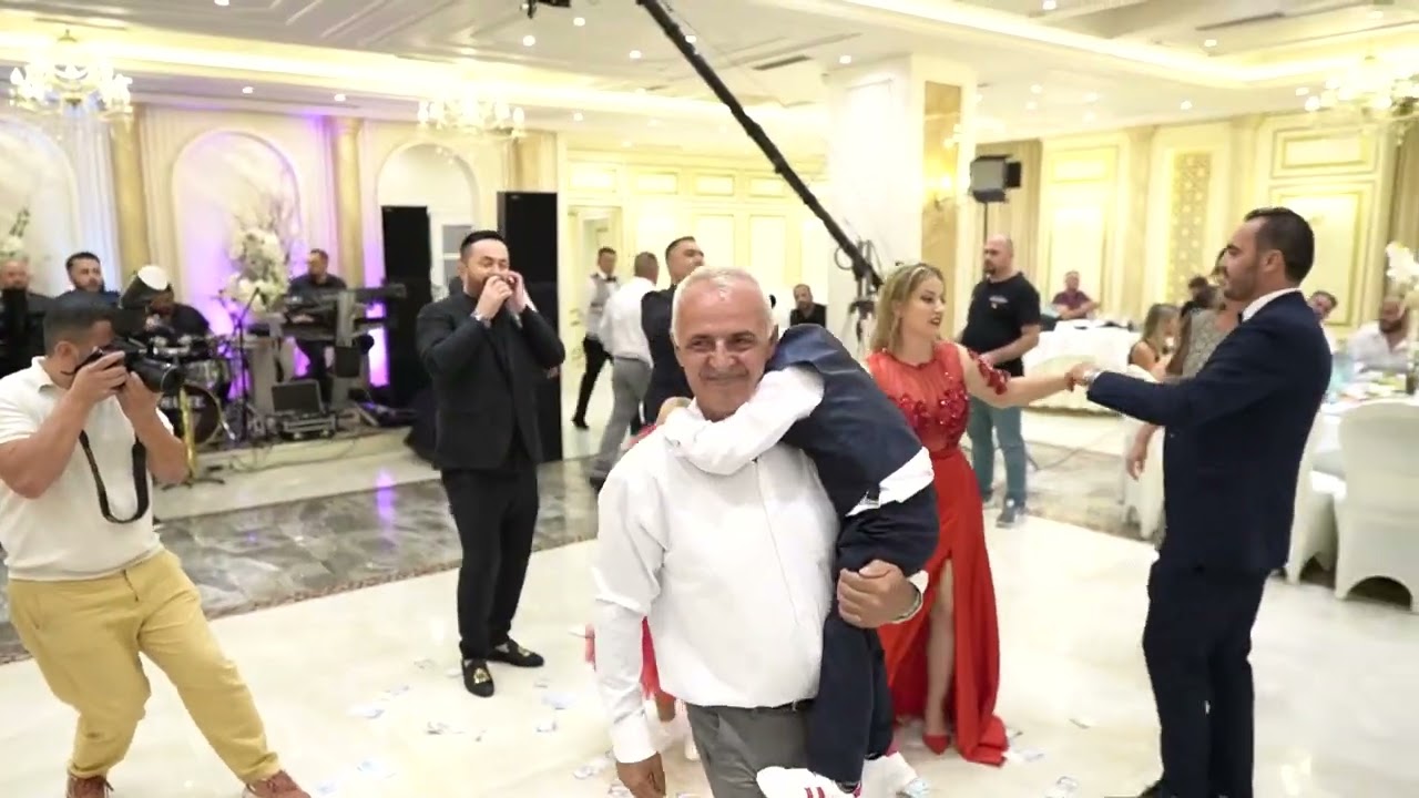 Sinan Hoxha Xhavit dedej Ladi bujarit kodra e kuajve synetlliku Santiagos 💖🎤