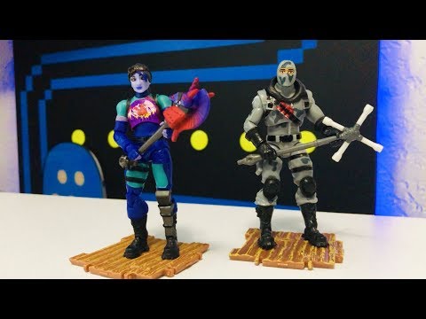 Drift And Carbide Fortnite Action Figures From Jazwares Unboxing And Review Youtube - jazwares roblox robot 64 beebo figure with virtual item code rare