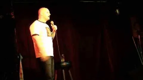 Rotten Ronnie Thrash introduces Bob!