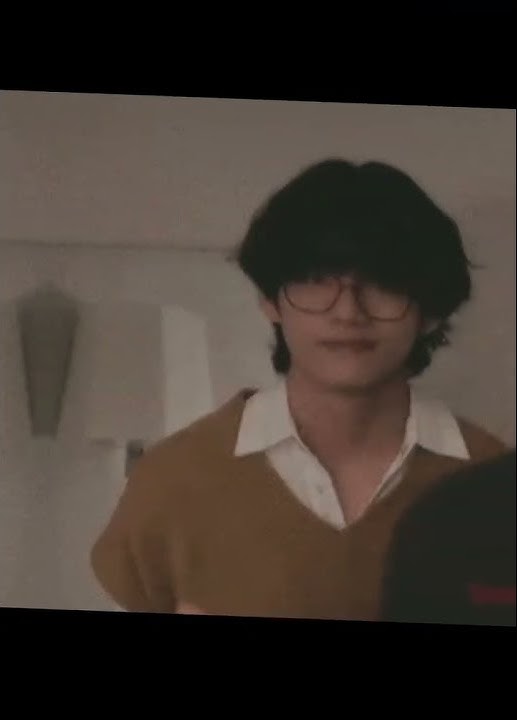 Move ur hand tae ver.#bts #kimtaehyung #shorts