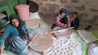 'The Nomadic Woman's Effort: Baking Bread for Neighbors.(@Pariya12)