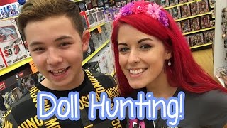 Doll Hunting With The Doll Circle! Freak Du Chic, Boo York, and Ever After High!