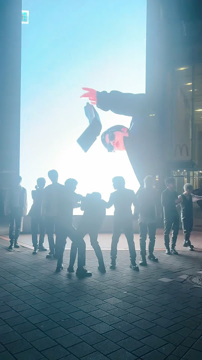 #Mmhmm_Challenge 상암 거이니지에 3WAY가? #Mm_hmm ~!! #3WAY #HIGHWAY #3WAY_HIGHWAY #NineTwoentertainment