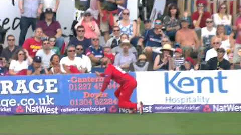 Arron Lilley and Karl Brown combine to take stunni...