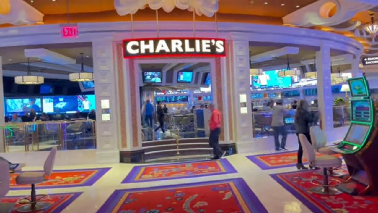 Charlies Sports Bar at Wynn Las Vegas - YouTube