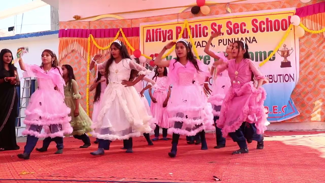 Good performance by little angel of ApS Tirwada 