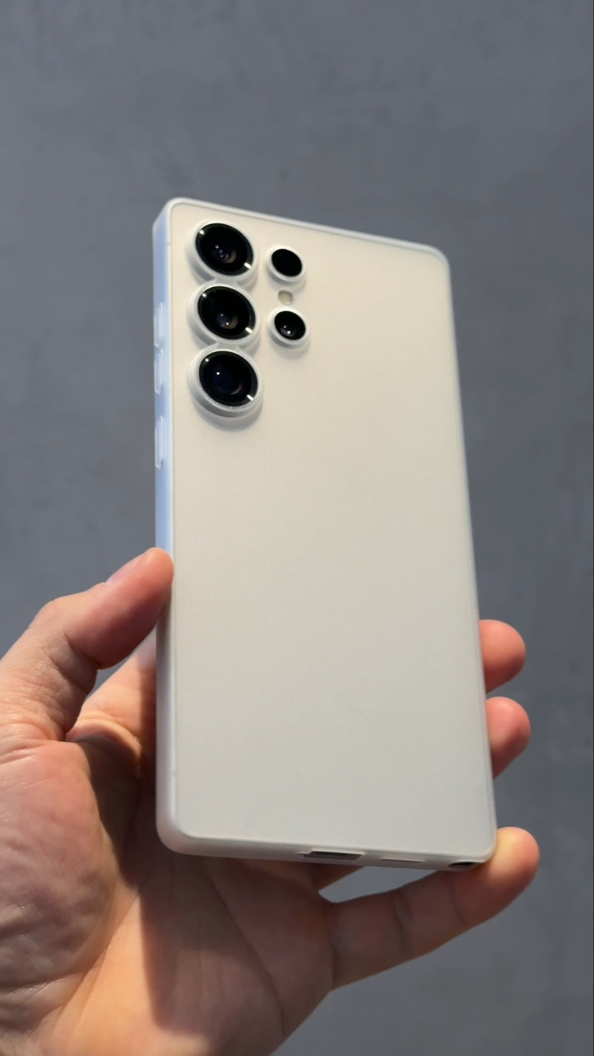 Ultra-thin PP mobile phone case that will not turn yellow, Samsung S25 is like a mobile phone case