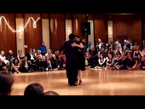 Tango Celebration 2010-2-Ines Muzzopappa & Federico Naveira