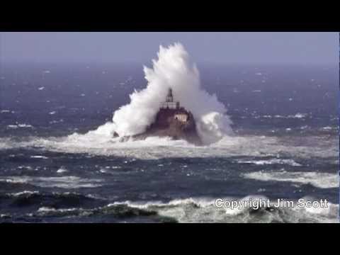 Video: Der Verfluchte Leuchtturm Am Tillamook Rock - Alternative Ansicht