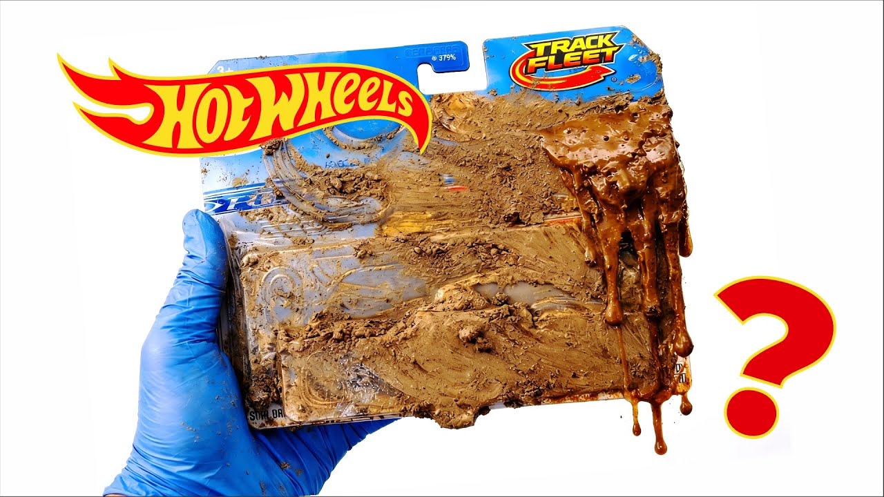 I cleaned a Hot Wheels mini truck | ASMR cleaning