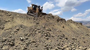 Caterpillar D9T Bulldozer Prepares Old Mining Site for Rehabilitation