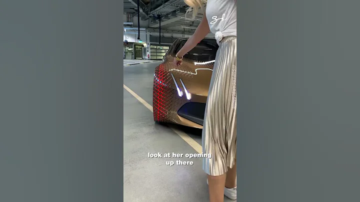 The BMW Vision Next 100 actually looks alive 🤯🔥