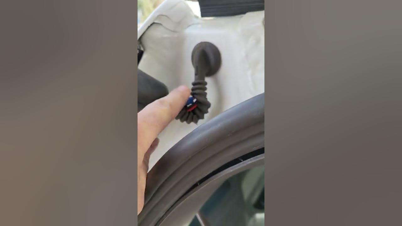2015 ford explorer power liftgate not opening fix. - YouTube