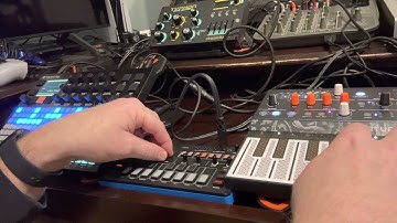 Polyend Play, Roland J-6, MicroFreak