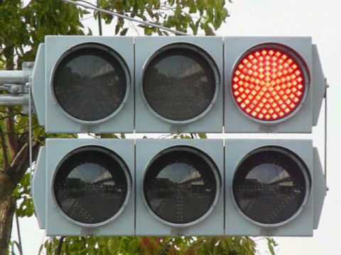 道路標識と信号機の森 福岡県で見つけた信号機 Youtube 道路標識と信号機の森 福岡県で見つけた信号機 Youtube