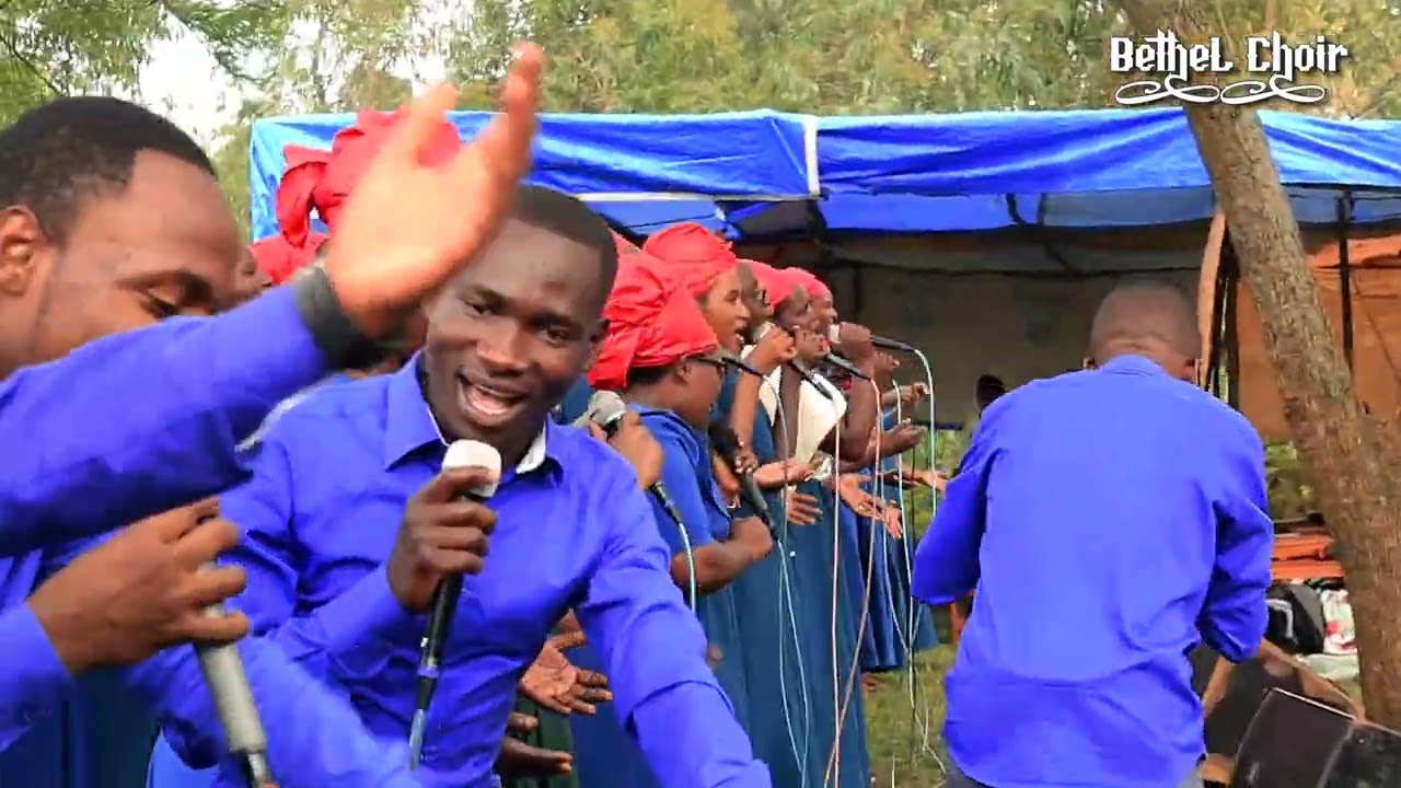 NZARIRIMBA By Bethel (Live performance at Huye)