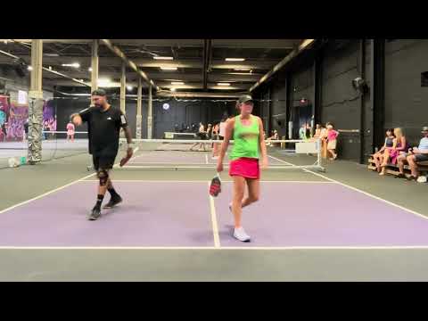 Pickleburgh mixed pickleball Carolyn and Adam Peffer vs Jose La vecchio and Sarah gnegy