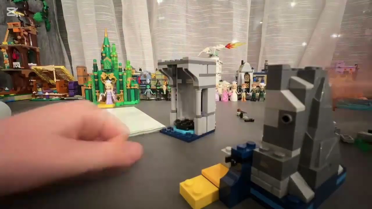 Emerald City & Kiamo Ko Castle Lego Wicked 75689 Part 2