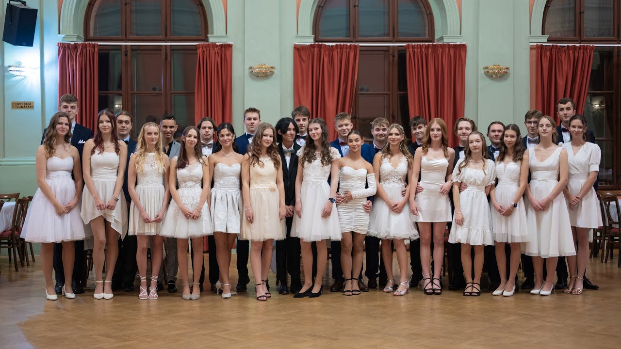 Bílá prodloužená 2023 - Taneční kurzy SVČ Bruntál