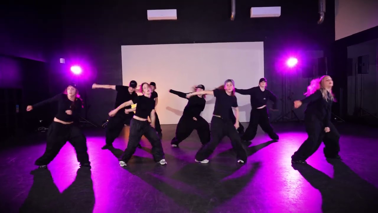 Nicki Minaj - Boss ass bitch | Choreo by Elis Saastamoinen