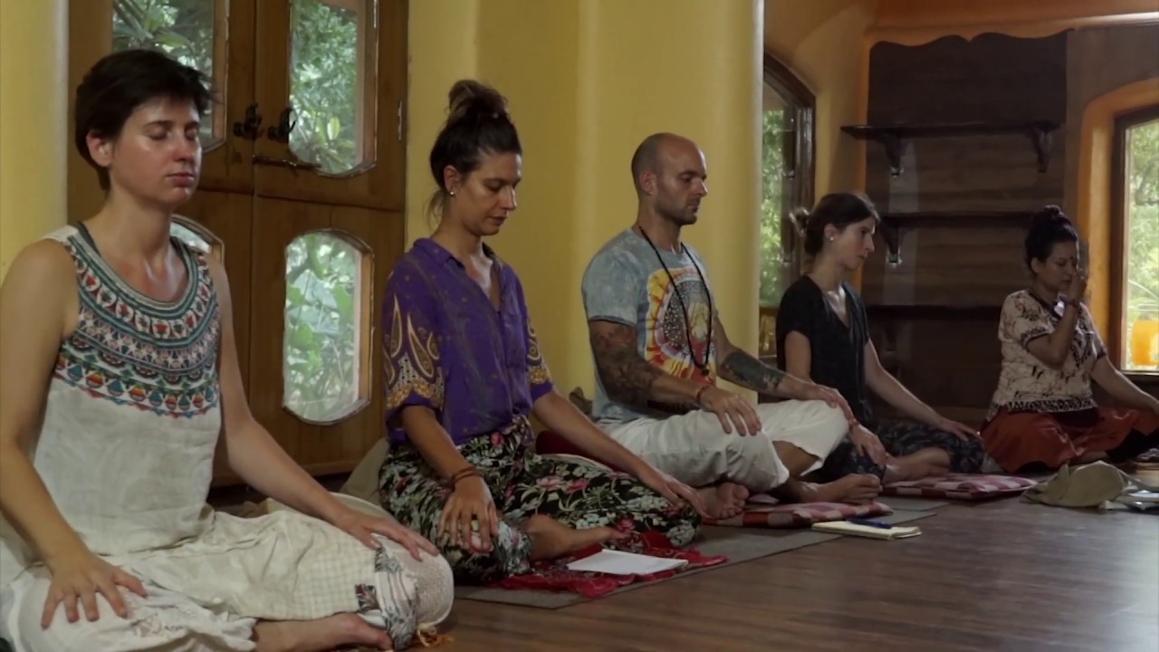 Yoga Teacher Training daily routine at YogAnga (Shri Santosh Puri Ashram)