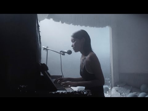 Lexie Liu - Bad Dream (Official Video)