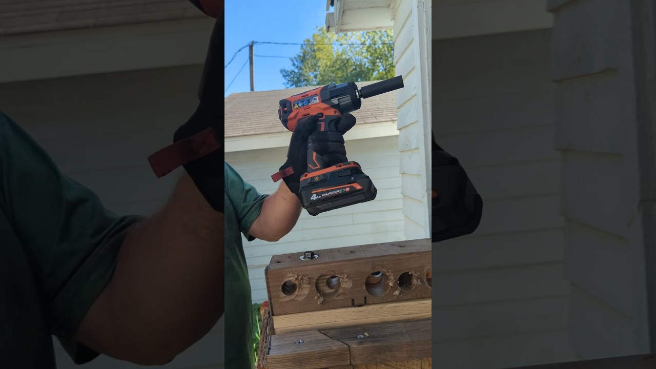 RIDGID OCTANE MID TQ WITH 4 AMP MAX OUTPUT EXP BATTERY 21700 CELLS TABLESS 8 INCH LAG