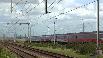 Kruising Thalys PKA en Intercity direct op station Nieuw Vennep!